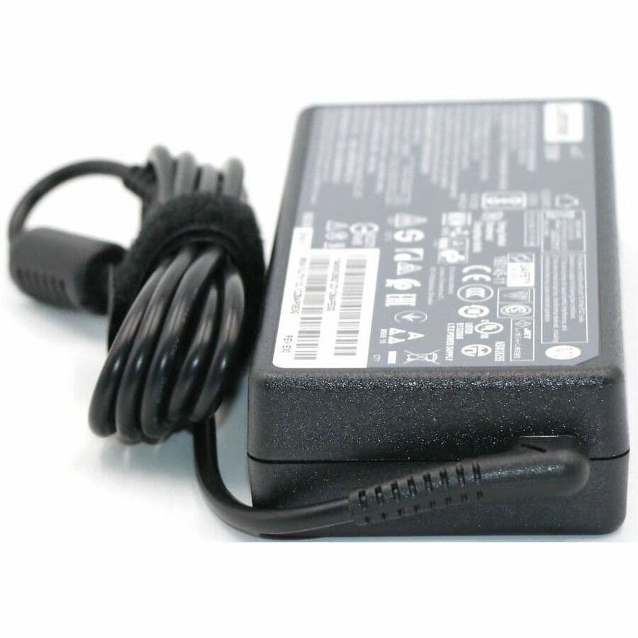 Lenovo 135 W AC adapter model 5A10J75112 for enterprise laptop and workstation power