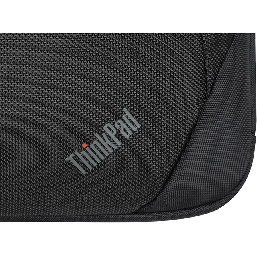 TS Essential Plus 15.6 Topload view 18